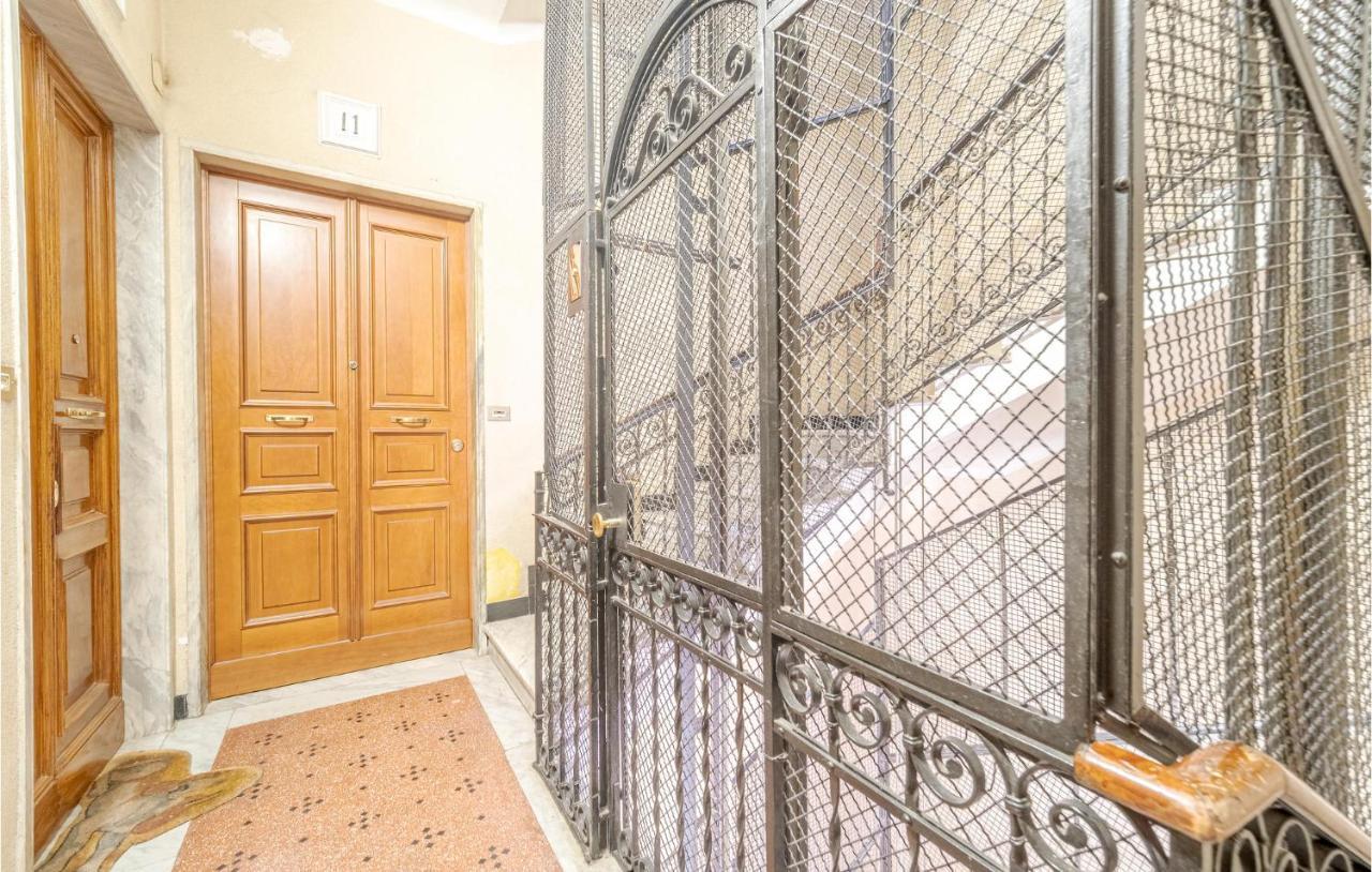 Amazing In With Kitchenette Apartment